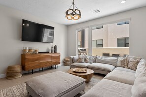 Townhome, 4 Bedrooms | Living area