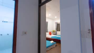 Superior Studio | Desk, soundproofing, free WiFi, bed sheets