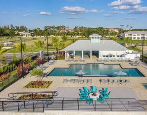 حمّام سباحة خارجي