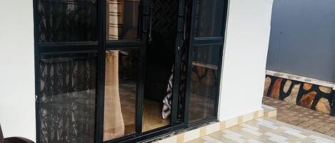 تفاصيل الفندق من الخارج