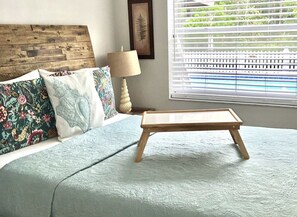 3 Schlafzimmer, Schreibtisch, Bügeleisen/Bügelbrett, Reisekinderbett