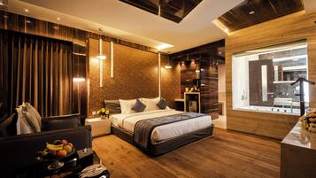 Junior Studio Suite | Minibar, desk, soundproofing, free WiFi