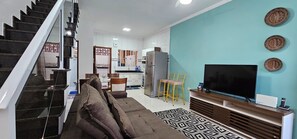 Smart TV, music library - Excellent house in Massaguacu (Caraguatatuba)