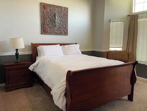 4 bedrooms, desk, iron/ironing board, travel cot