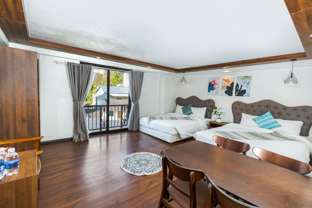 Family Quadruple Room | Free WiFi, bed sheets