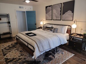 Quarto luxo | Camas com colchões pillow-top, individualmente decorados