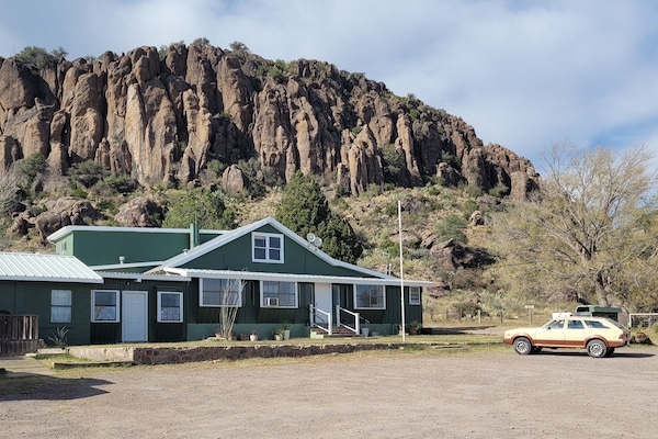 Fachada de la propiedad