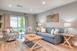 Condo (The Octopus Sanctuary) | Exterior