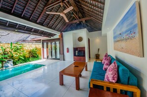 Design villa | Woonruimte | Flatscreentelevisie