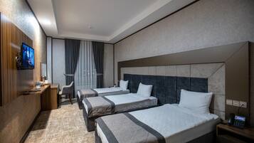 Chambre Triple Classique | Draps en coton égyptien, literie de qualité supérieure