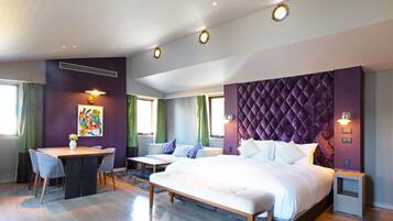 ラグジュアリー ダブルルーム シービュー | 高級寝具、羽毛の掛け布団、ミニバー、セーフティボックス (室内)