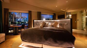 Habitación de lujo doble, vistas al mar | Ropa de cama de alta calidad, edredones de plumas, minibar y caja fuerte