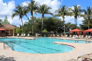 独立别墅 (9073 Prosperity Way) | 外观