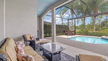 House (9073 Prosperity Way) | Exterior