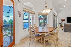 Casa (4604 NW 33rd Ter) | Exterior