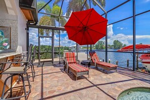 House (4604 NW 33rd Ter) | Exterior - 4604 NW 33rd Ter (Cape Coral)