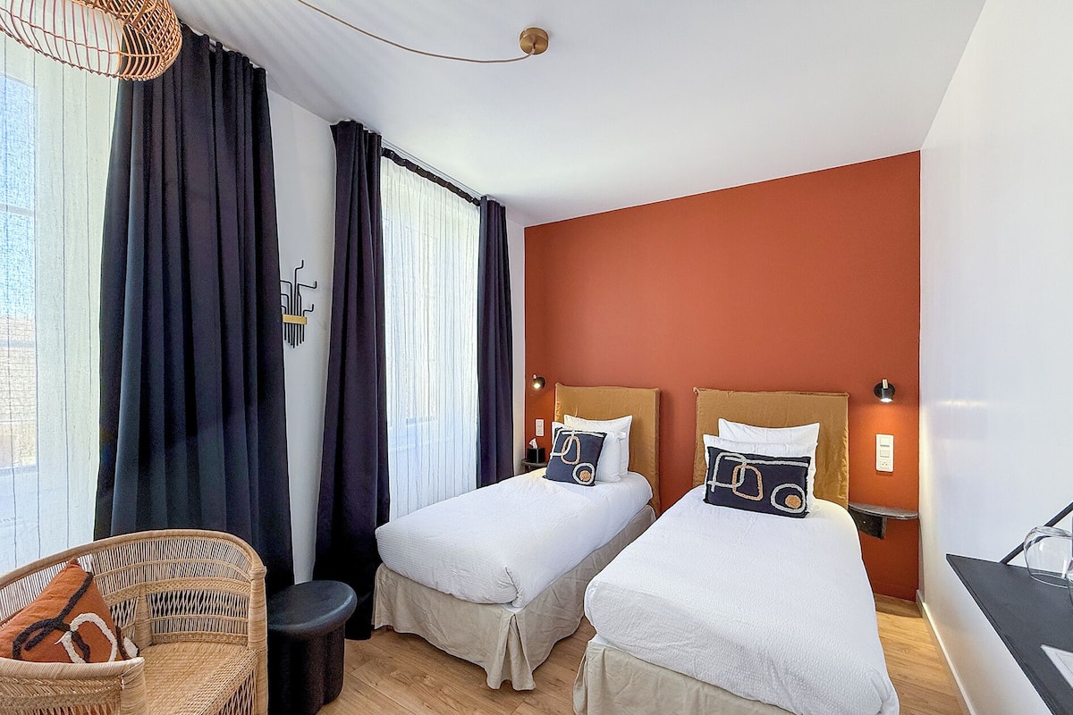 Economy Double Room (sanitaires partagés sur le palier) | Premium bedding, down comforters, Select Comfort beds, free WiFi