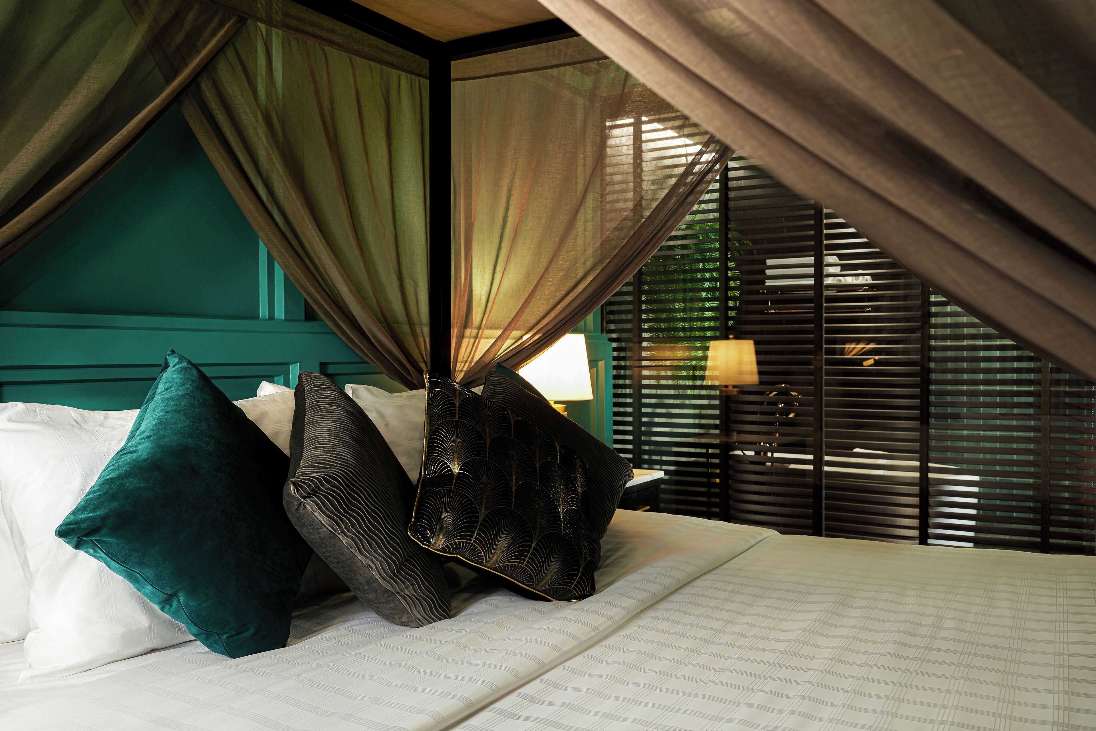 デラックス スイート キングベッド 1 台 | セーフティボックス (室内)、防音設備、WiFi (無料)、ベッドシーツ