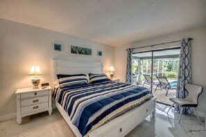 3 bedrooms, iron/ironing board, free WiFi, bed sheets - Gulf Access Pool Home, Eight Lakes Area (Cape Coral)