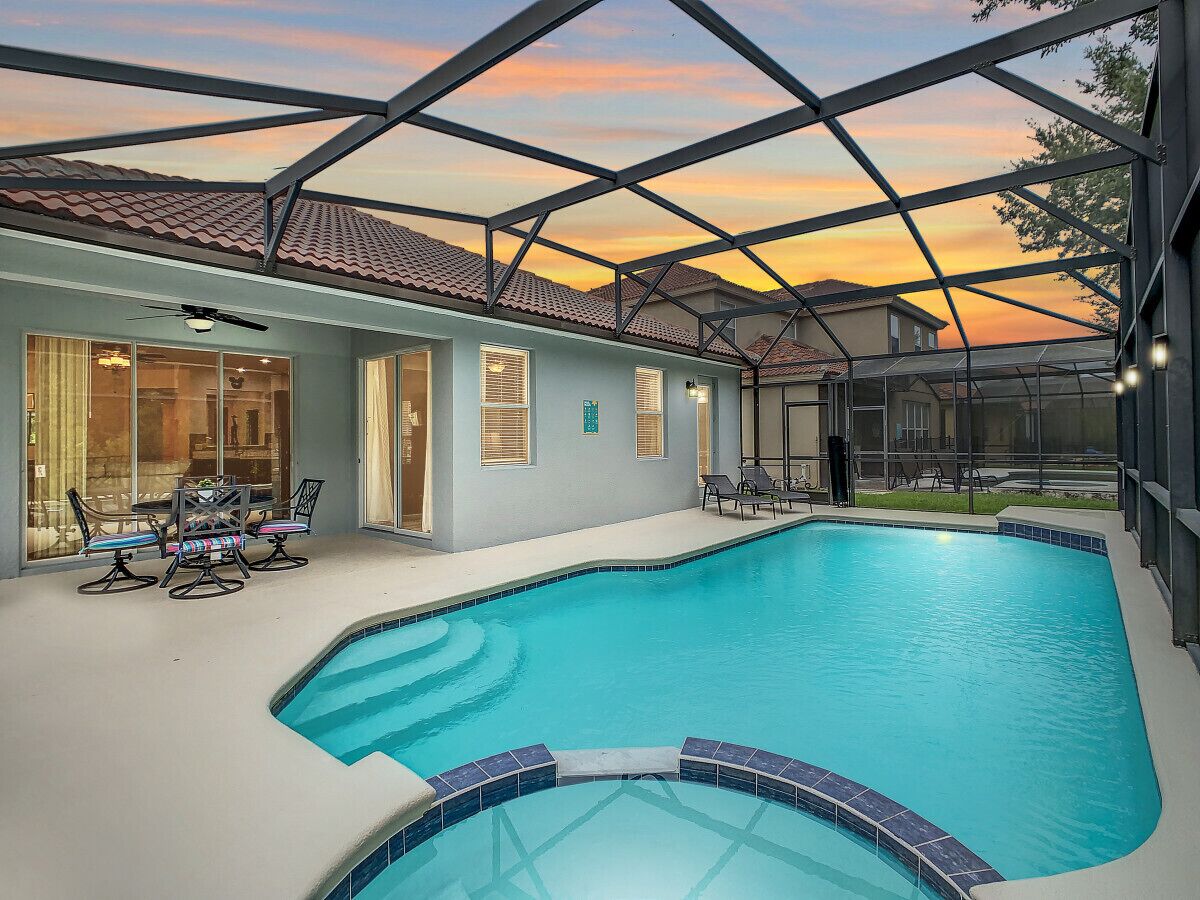 Stunning 4BR Family Home Near Disney/Pool/BBQ/More