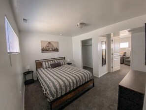 4 bedrooms, travel cot, free WiFi, bed sheets