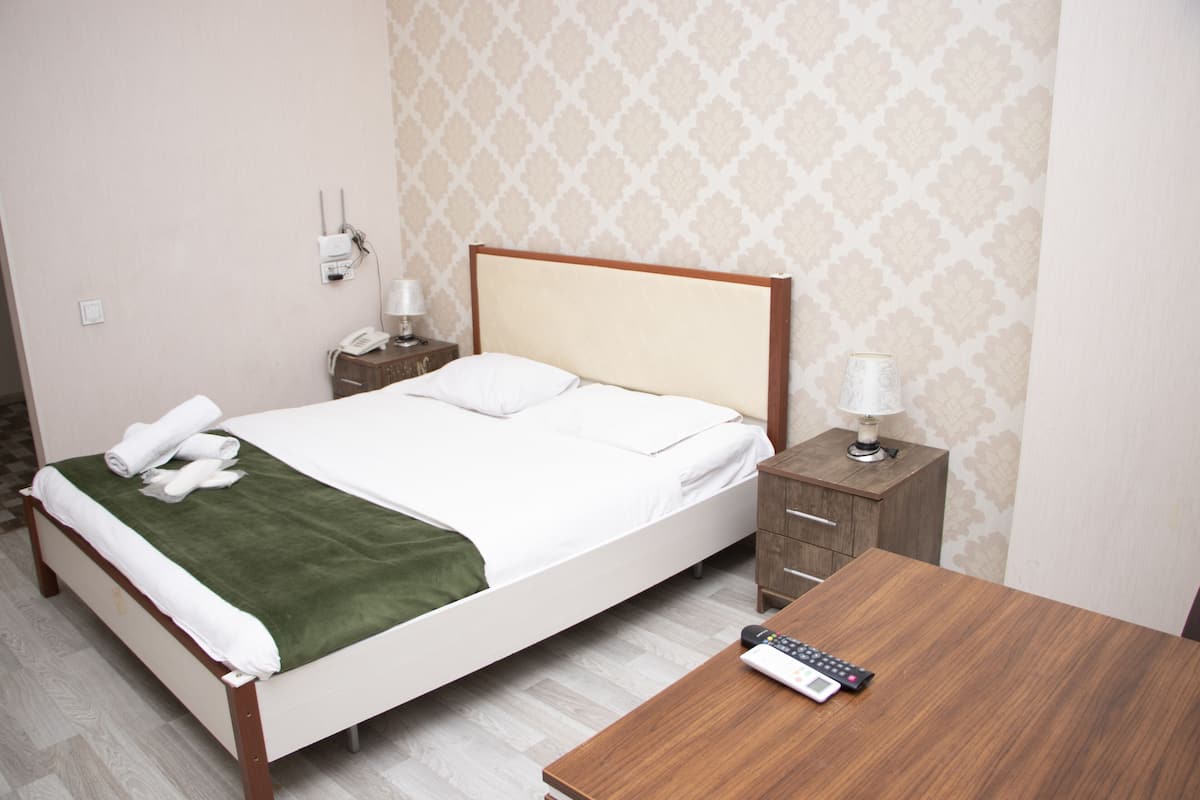 Hypoallergeen beddengoed, een minibar, een laptopwerkplek, gratis wifi
