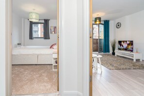 1 Schlafzimmer, Bügeleisen/Bügelbrett, WLAN