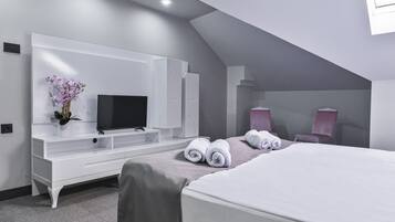 غرفة سوبريور ثلاثية | 2 عدّة غرف نوم وملاءات من القطن المصري وأغطية فراش متميزة