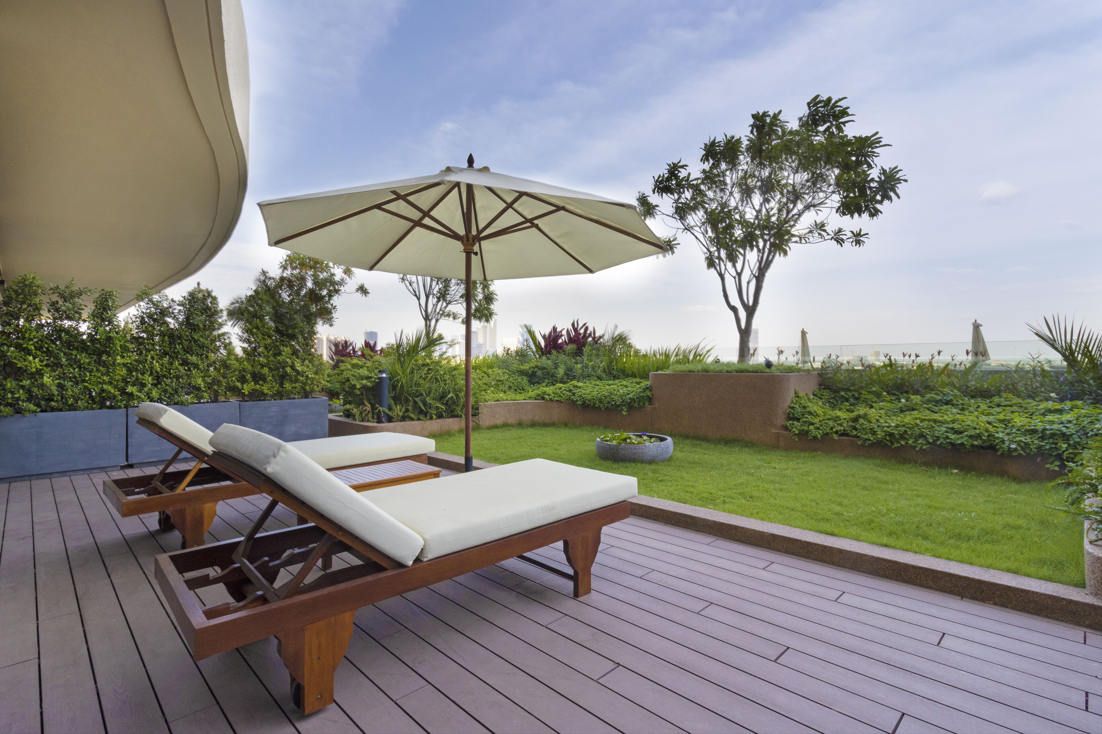 Studio Suite, Terrace, Garden View | Terrace/patio