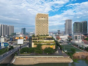 施設の正面