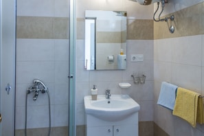Shower - Simo A1, Punat (Punat)