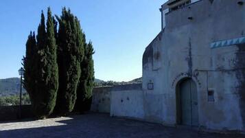 Enceinte de lâhĂ©bergement