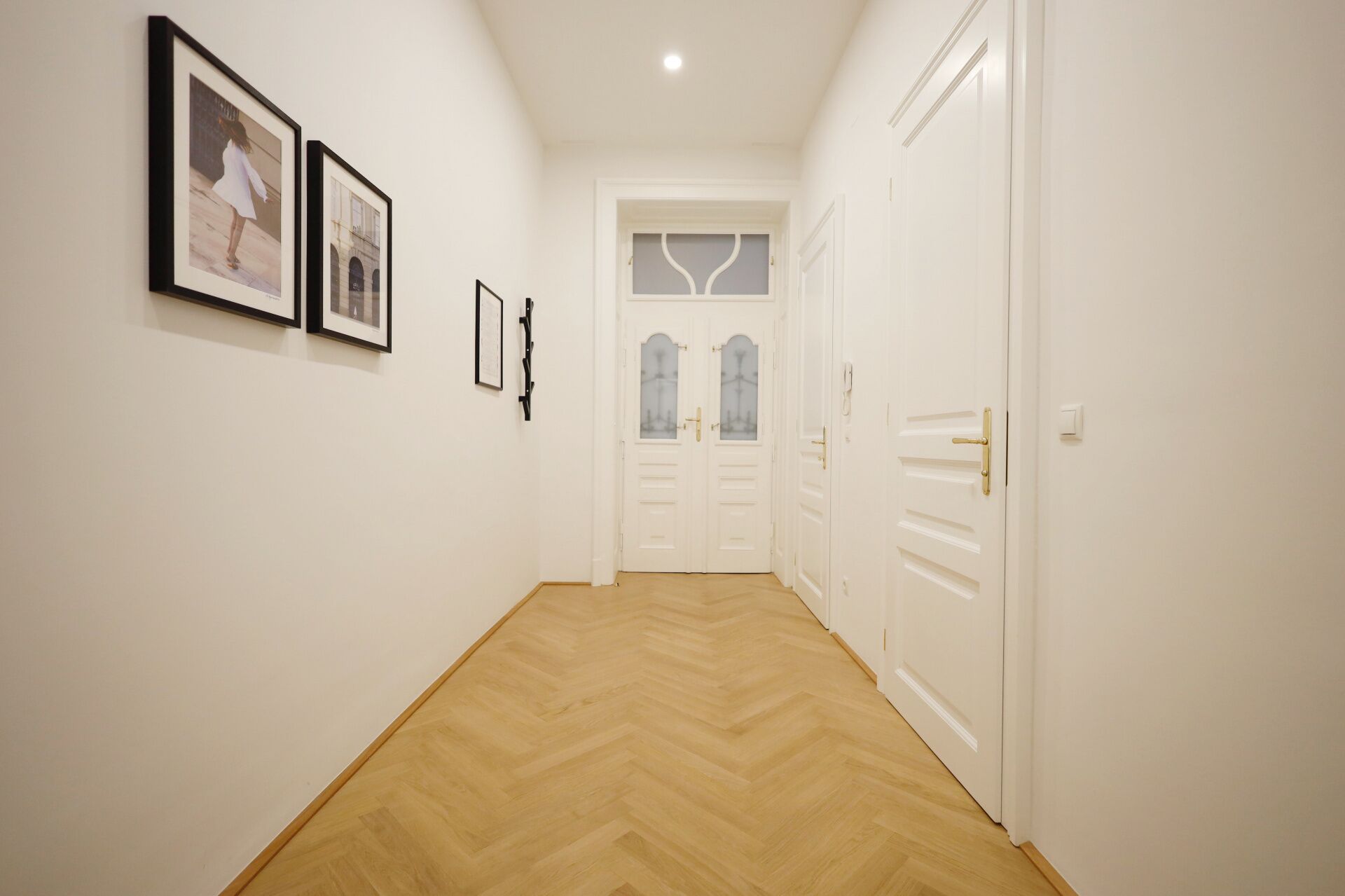 Apartamento exclusivo | Área de estar | Smart TV 43 polegadas com canais digitais, TV, Netflix