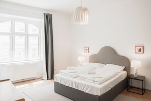 Deluxe Apartment | 2 bedrooms, premium bedding, iron/ironing board, free WiFi - HeyMi Apartments Zentagasse (Vienna)