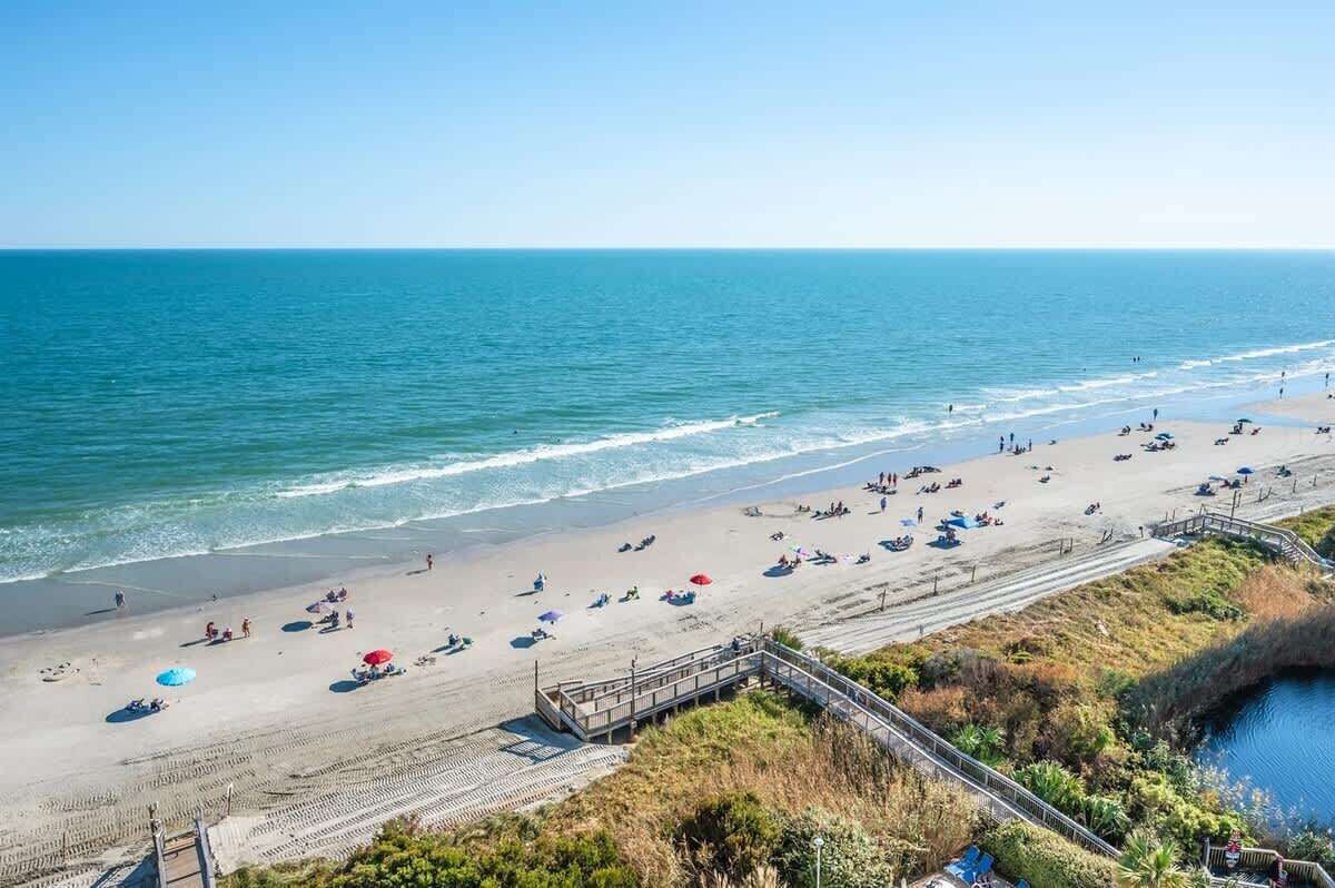 Nær stranden