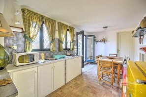 Ferienhaus, 2 Schlafzimmer, Mikrowelle | Eigene Küche