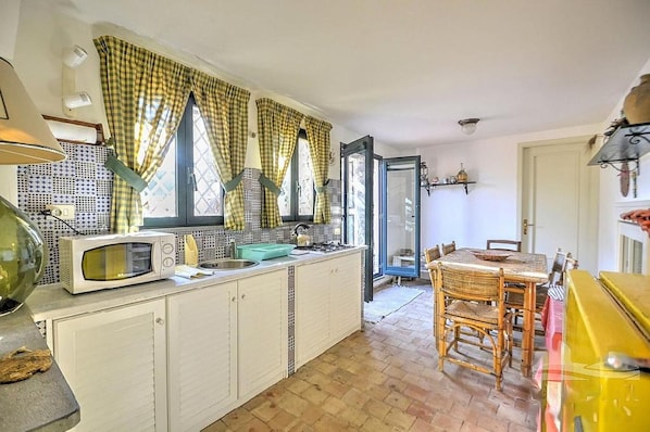 Ferienhaus, 2 Schlafzimmer, Mikrowelle | Eigene Küche