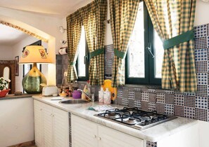 Ferienhaus, 2 Schlafzimmer, Mikrowelle | Eigene Küche