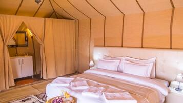 Room, 1 Bedroom, Accessible, Smoking | 1 bedroom