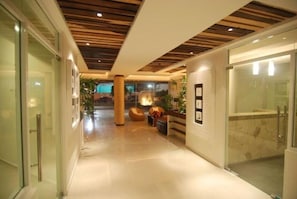 Apartment, 2 Bedrooms, Balcony, Garden View | Lobby - Sabbia Condos - Nice Apartment (Playa del Carmen)