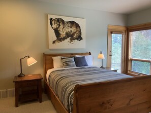 House, 3 Bedrooms - On the Run Chalet (Sun Peaks)
