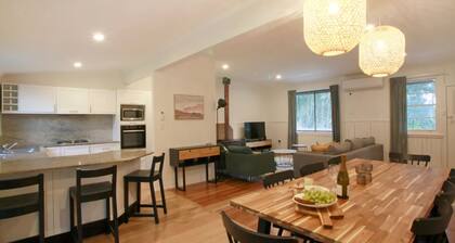 Sahara Trails 'Complex' - Sleeping groups, WiFi, Air Conditioning, Horse Riding and much more !!