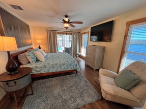 4 habitaciones, escritorio, wifi gratis y ropa de cama