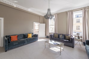 House, Private Bathroom | Lounge - Dream Stays Bath- Barton House Townhouse (Bath)