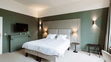 Schreibtisch, laptopgeeigneter Arbeitsplatz, kostenloses WLAN