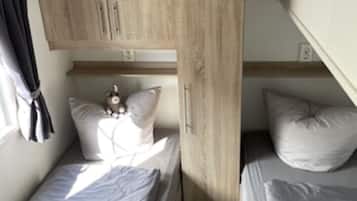 3 habitaciones, cuna de viaje, wifi gratis y ropa de cama