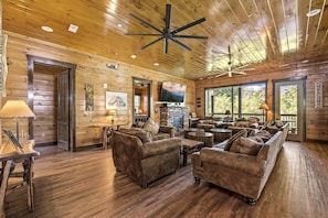 Smart TV, fireplace, video games