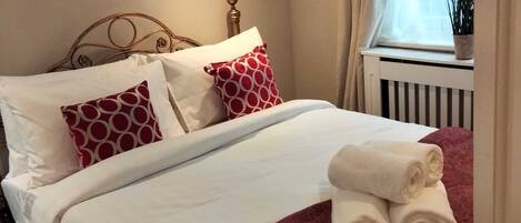 2 Schlafzimmer, Bügeleisen/Bügelbrett, kostenloses WLAN, Bettwäsche