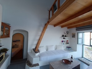 2 bedrooms, desk, soundproofing, iron/ironing board
