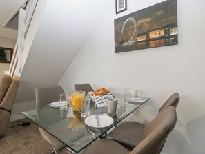 Dining - Top Lodge (Chepstow)